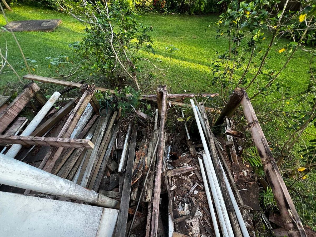 Rotten, collapsing substructure at the deck edge