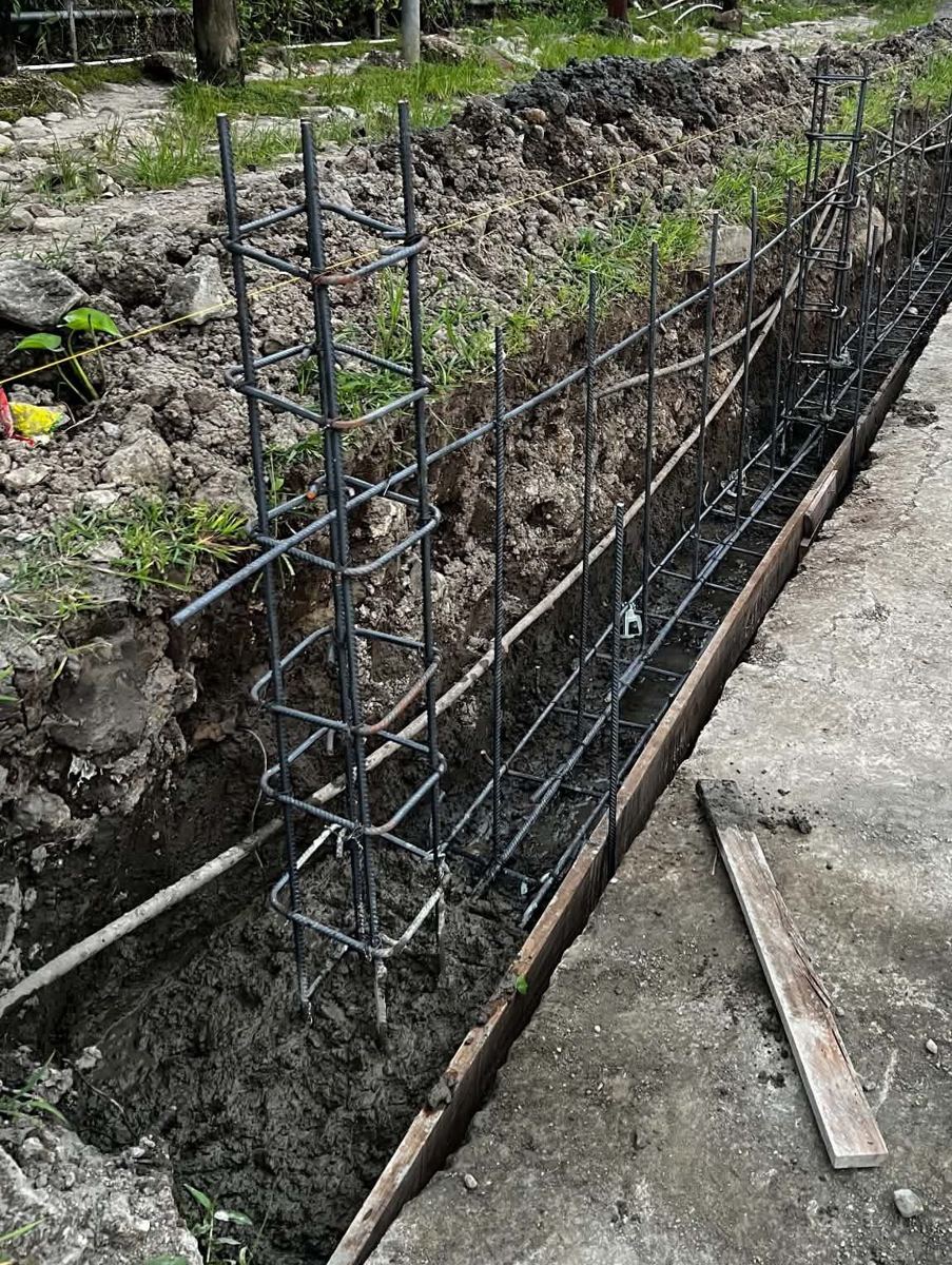 Footing reinforcement and column cages